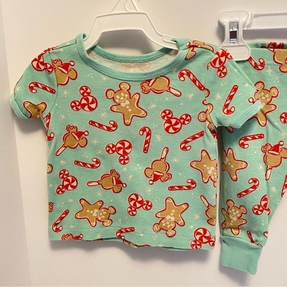 Disney Baby Mickey Mouse Holiday Treats 3 Piece PJ Sleep Set Size 3-6 Months - Picture 5 of 8